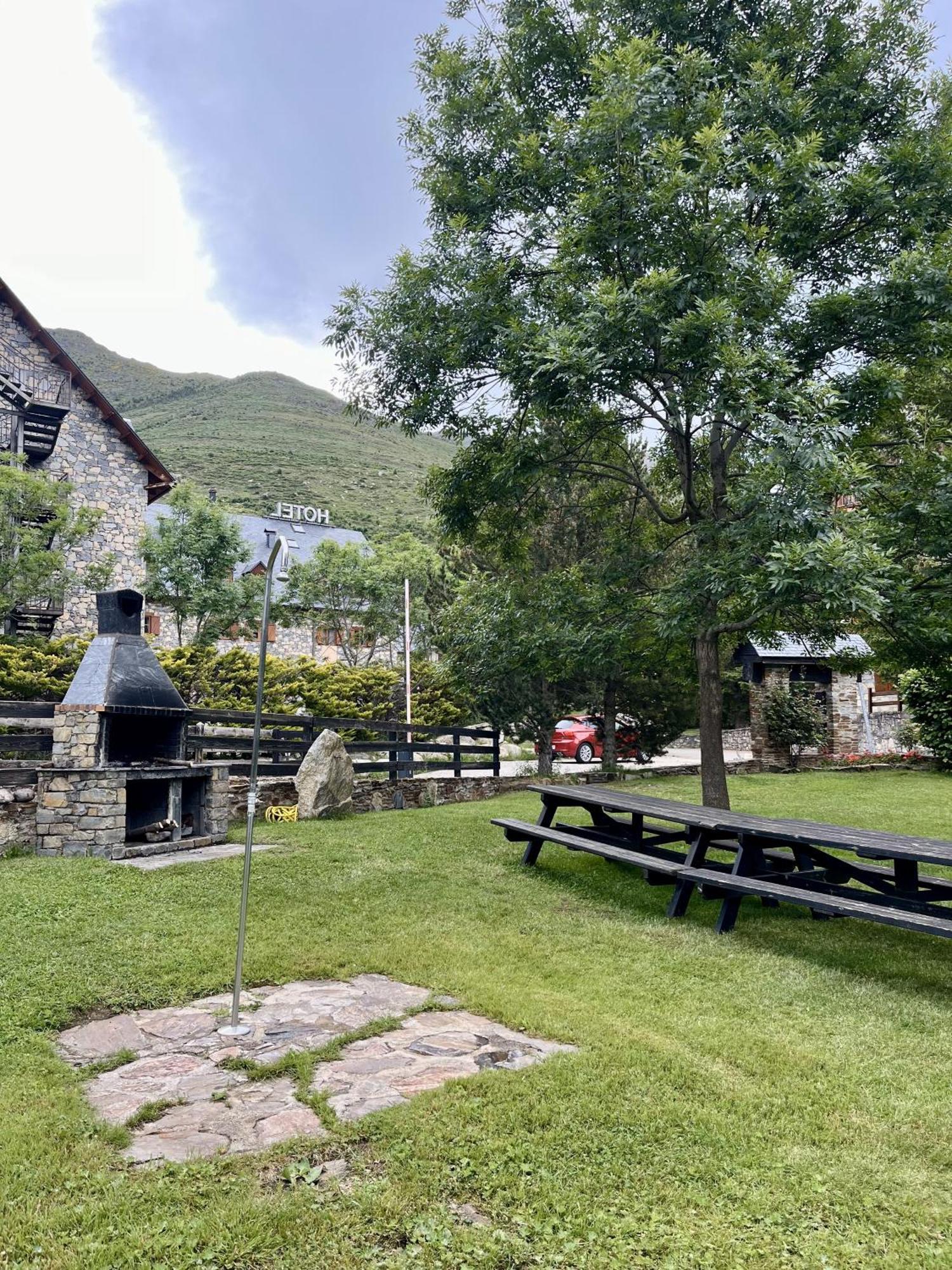 Estudio Las Perseidas - Vall De Boi プラ・デ・ラ・エルミータ エクステリア 写真
